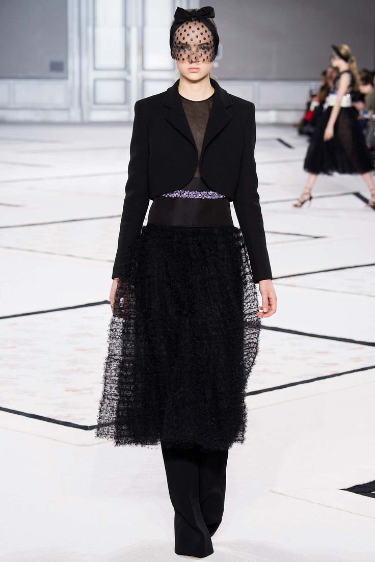 Giambattista Valli Haute couture Pinspiration via Coco et La vie en rose