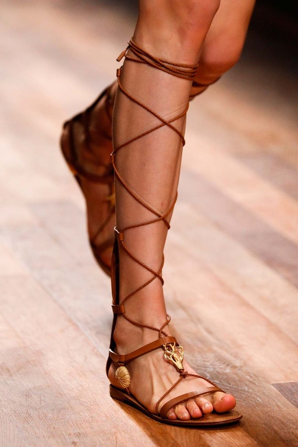 Tendenze Moda Scarpe PE2015 - SS2015 Shoe Fashion Trends - Gladiator style sandals by Valentino
