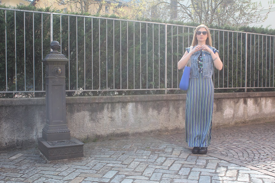 Denim vest - Fashion blogger OOTD and How to wear